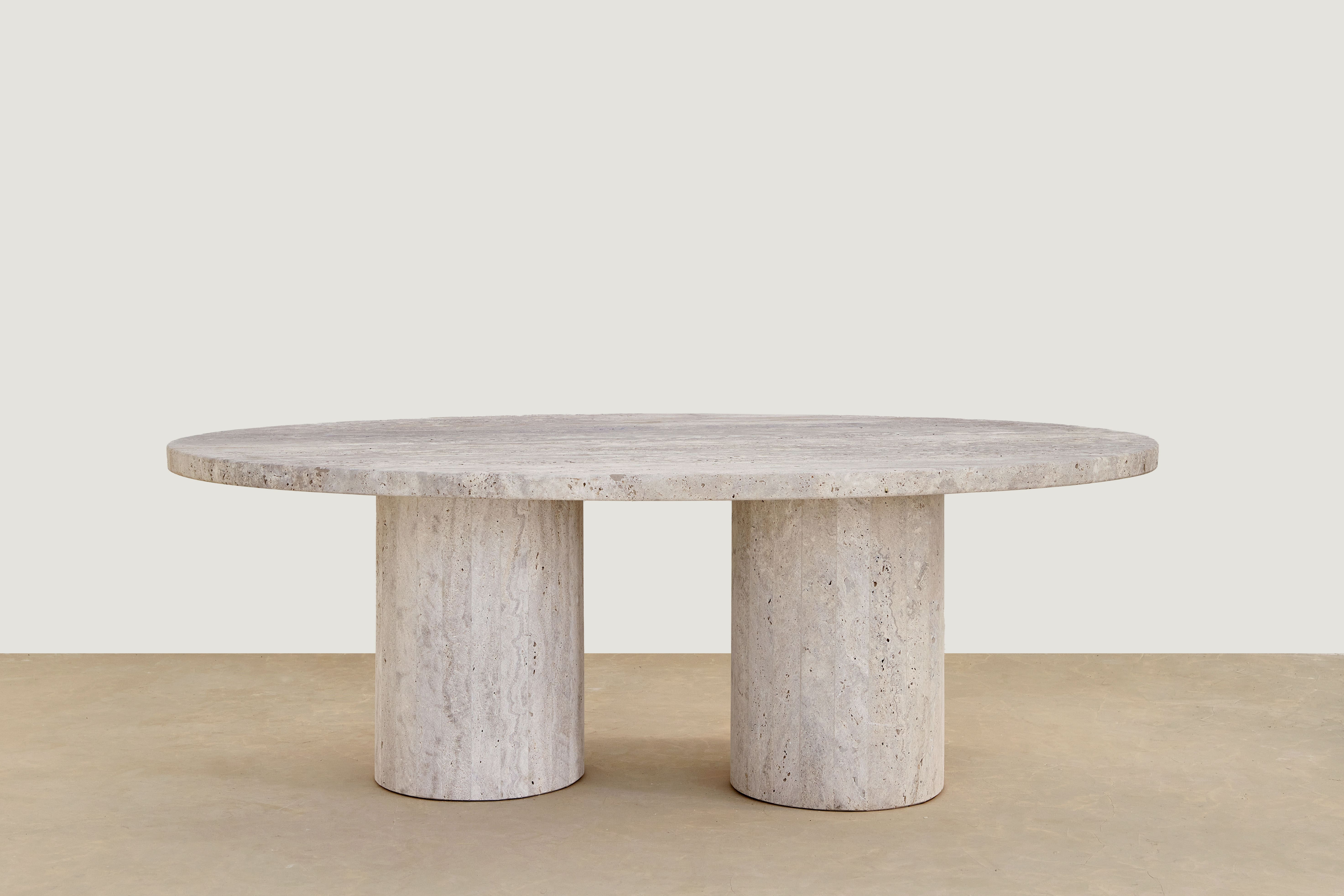 Oval coffee table 130x70 - natural travertine