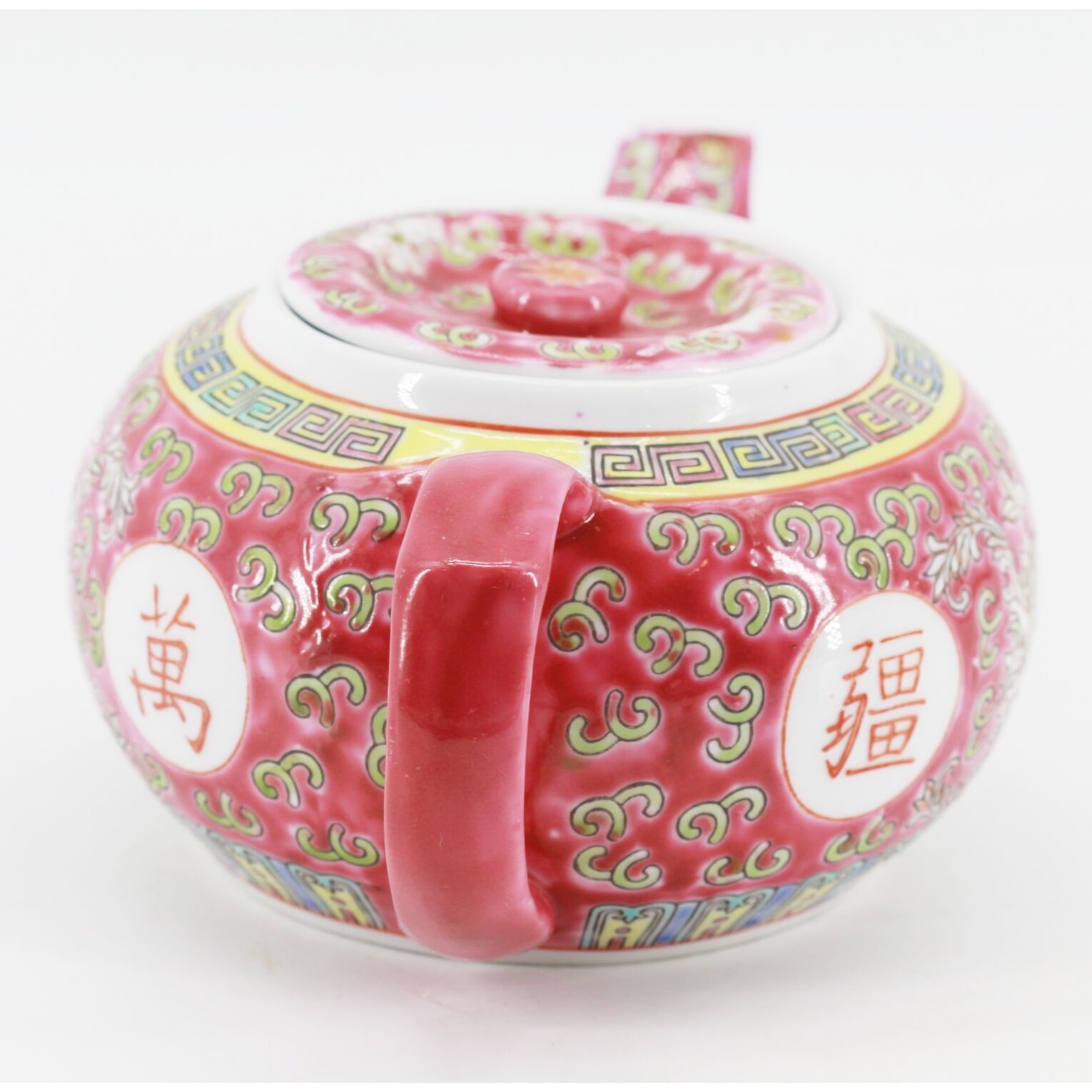 Chinese pink email teapot