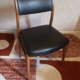 2 Scandinavian chairs