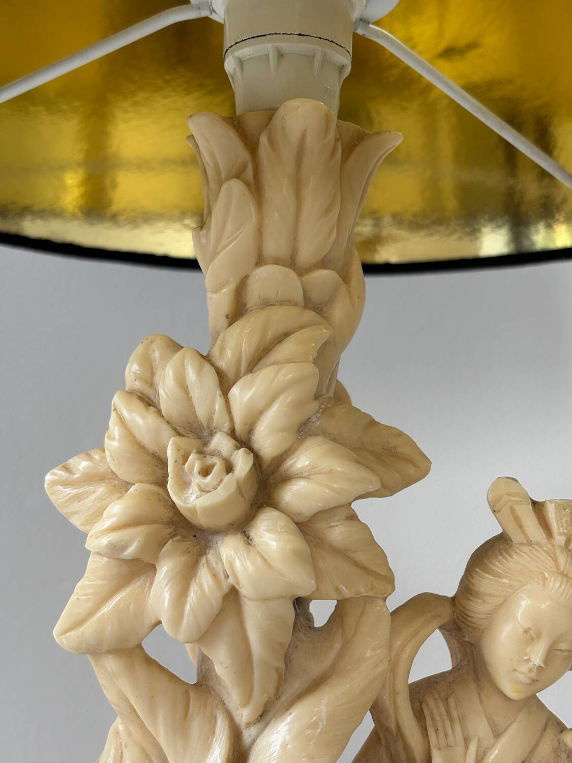 Asian style lamp by Amilcare Santini