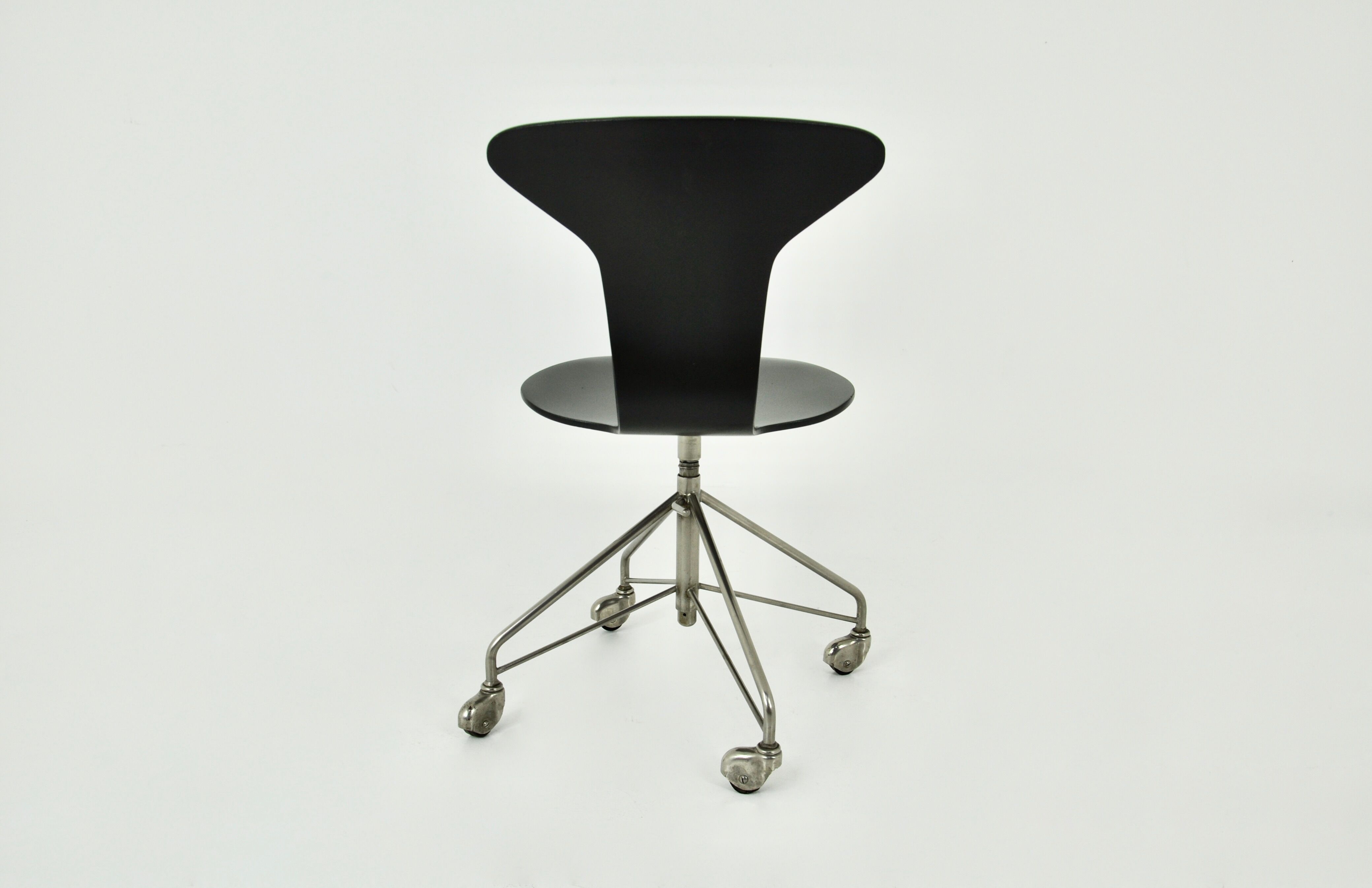Chair model 3117 by Arne Jacobsen for Fritz Hansen, 1950s