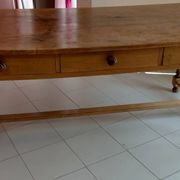 Farm table