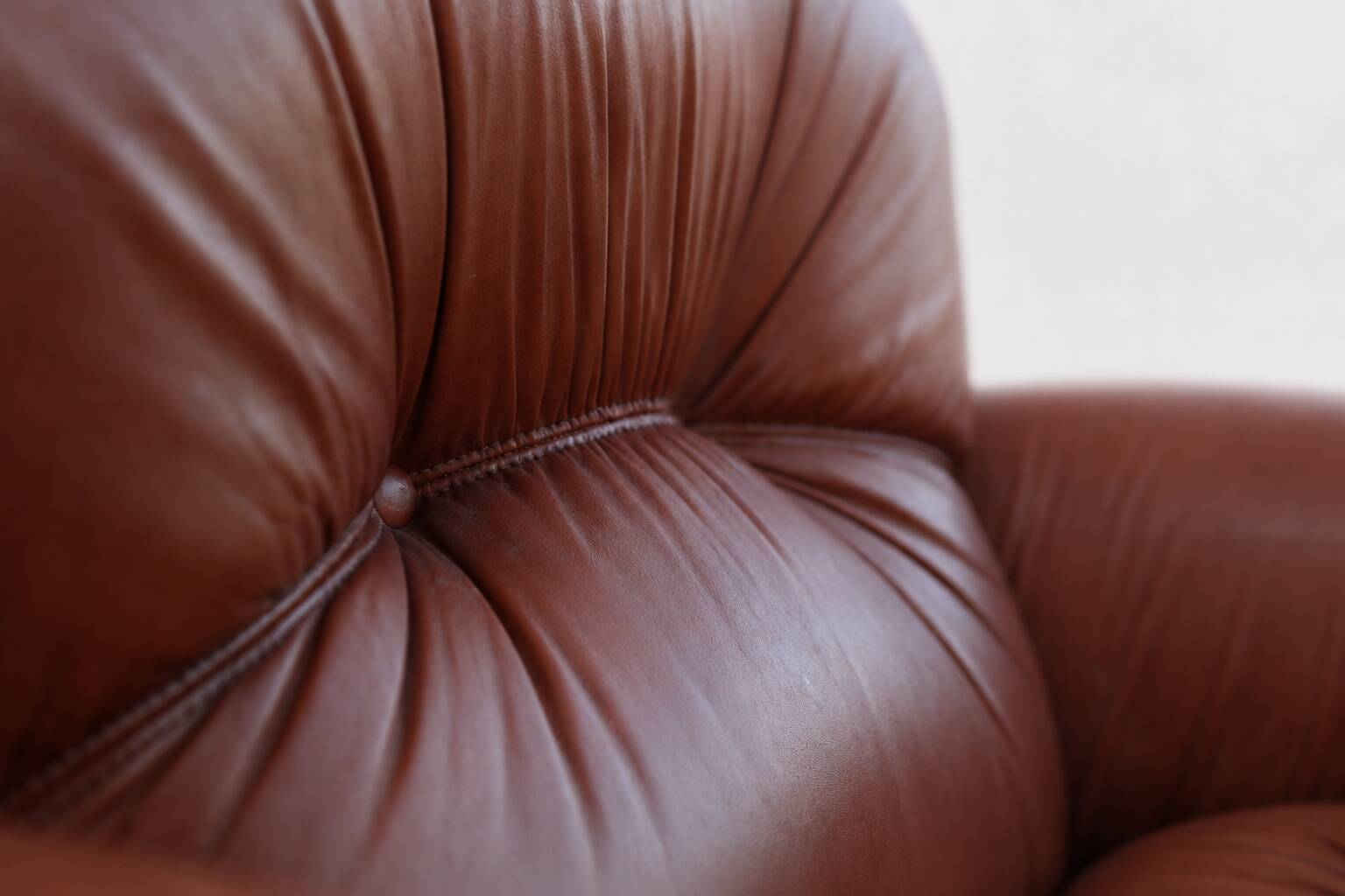 Vintage Italian design sculptural lounge chairs from 1970’s