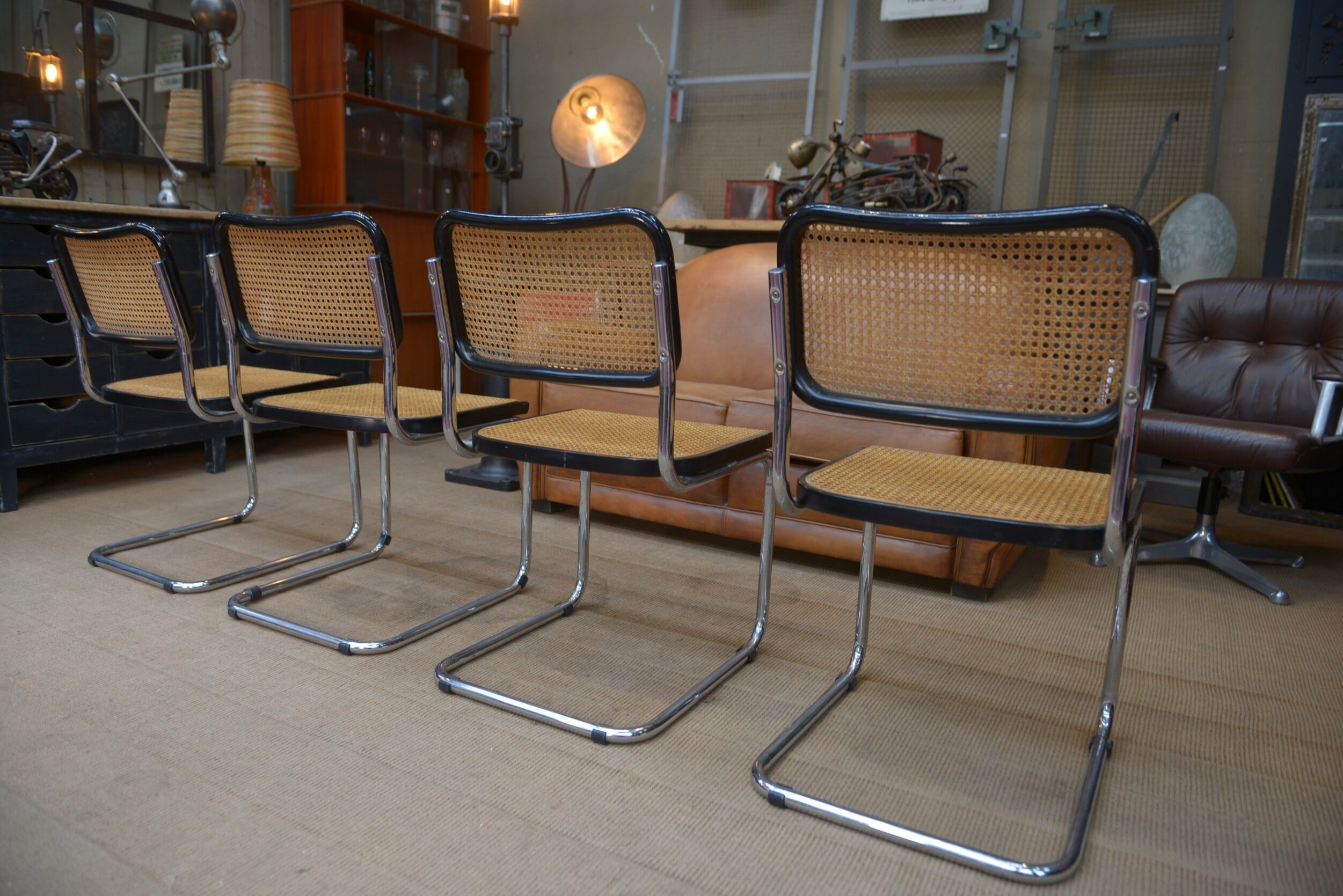 Lot de 4 Chaises Model B32 Cesca  Marcel Breuer 1970s