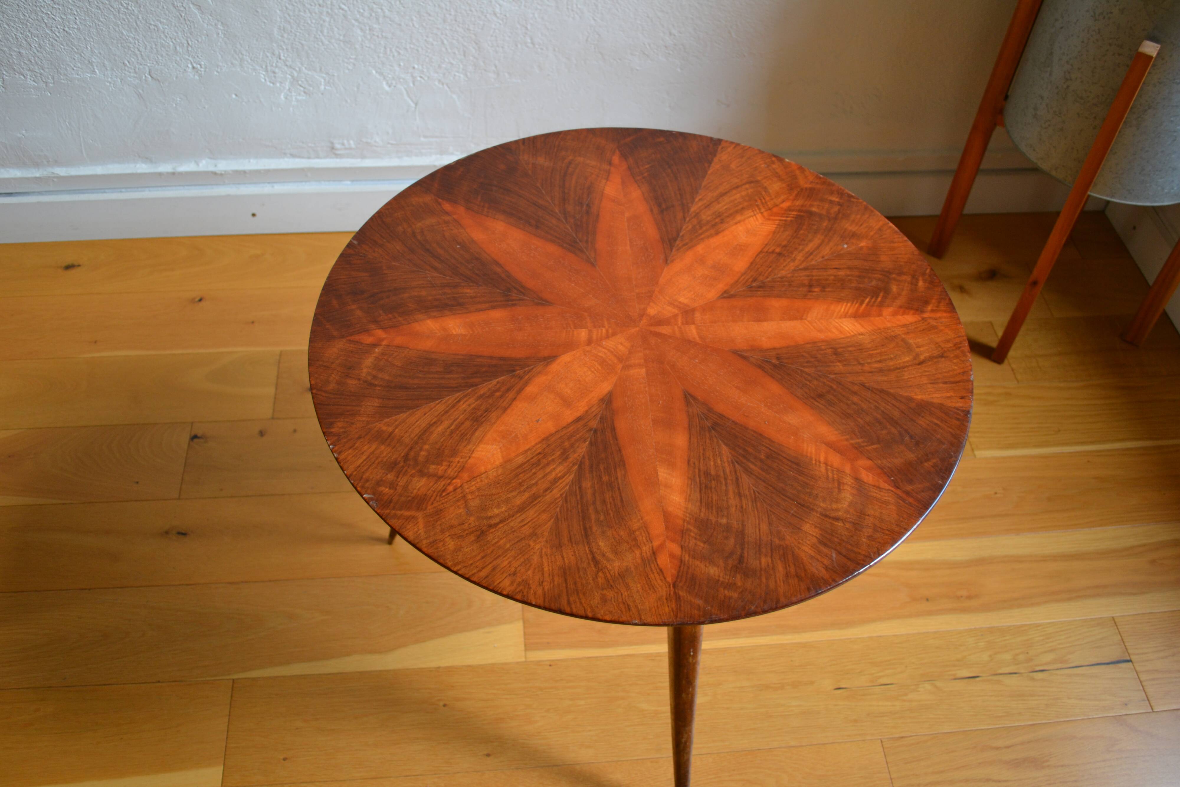 Round tripod coffee table from the 60s