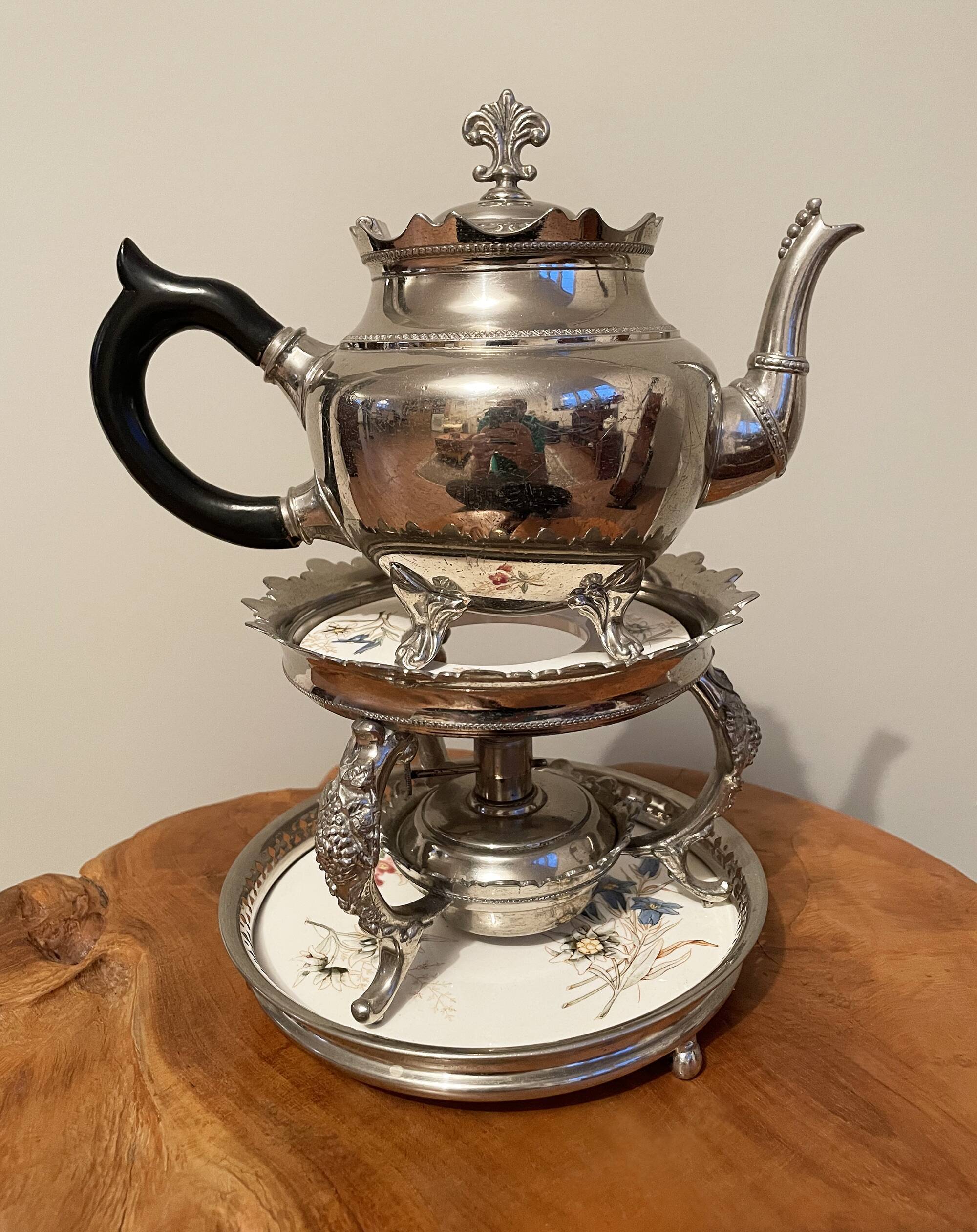 Silver-Plated J.N. Daalderop & Zn. Kettle, Burner and Stand, Chafing Dish, Teapot Warmer, Antique