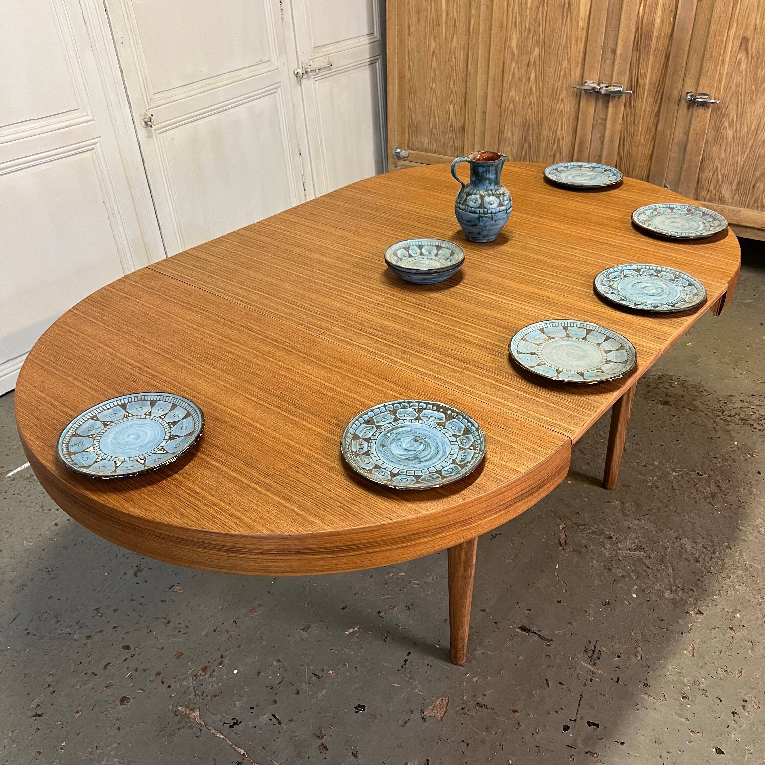 1970s Scandinavian table
