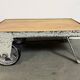 Table basse industrielle grise, années 1960