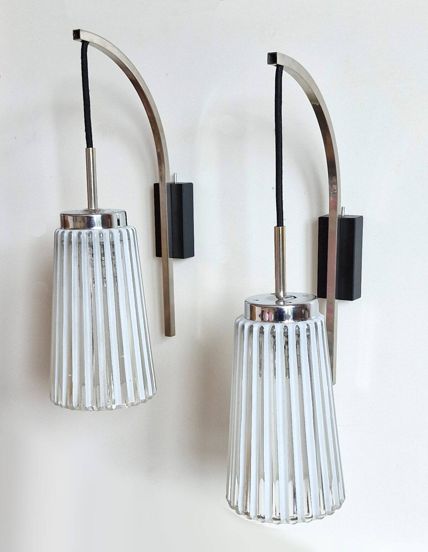 Duo d’appliques années 40/60 métal et verre