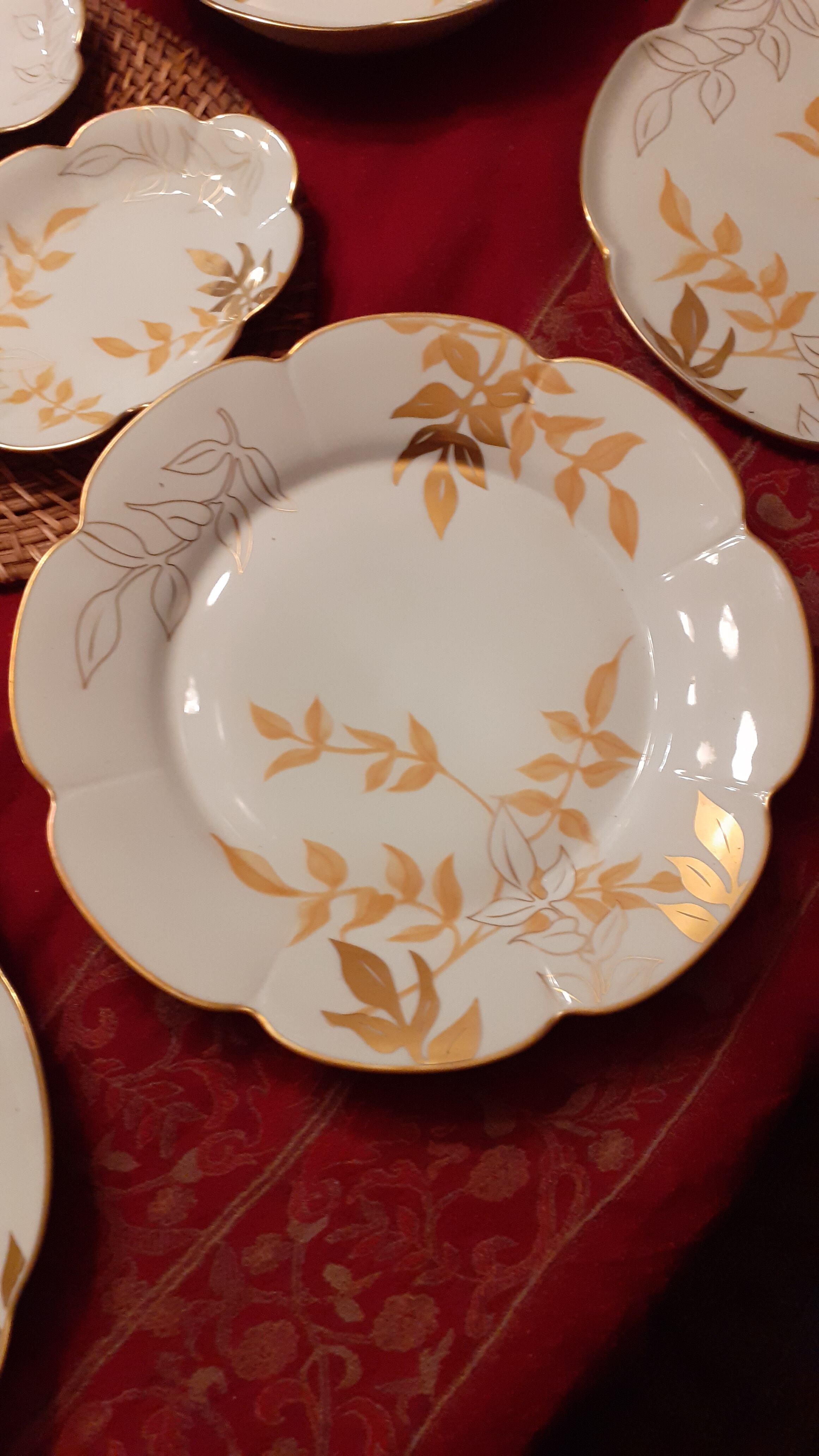 Porcelain table service 60 pieces