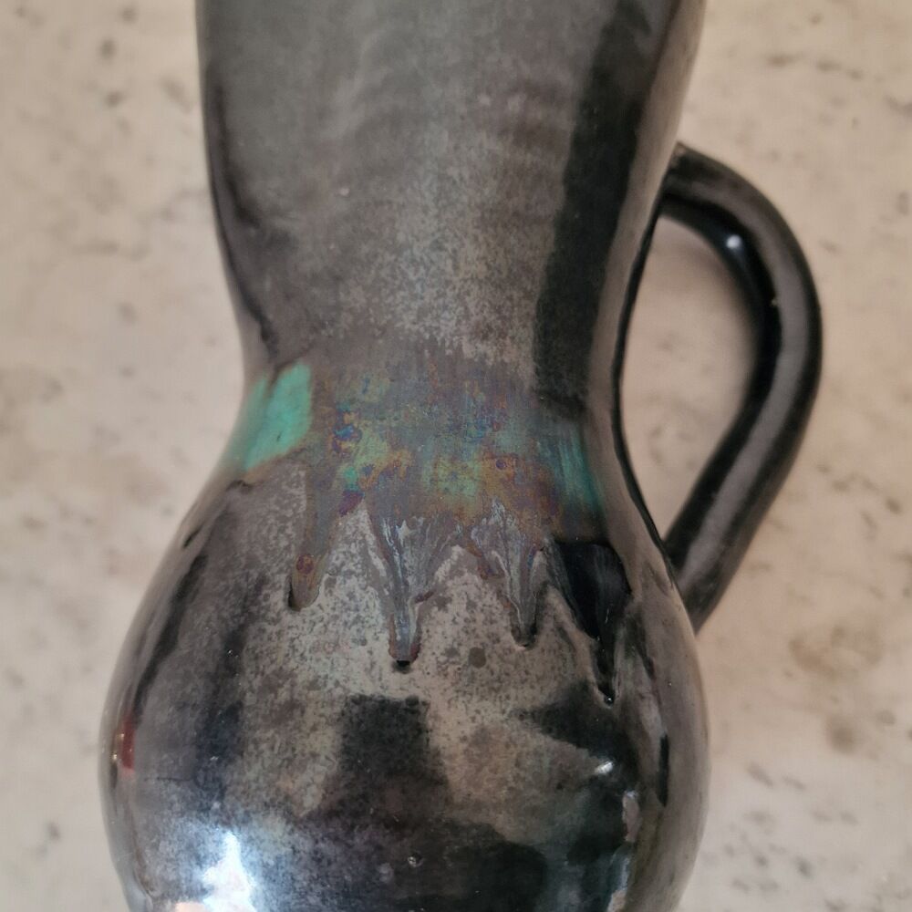 Vintage ceramic jug from Accolay.