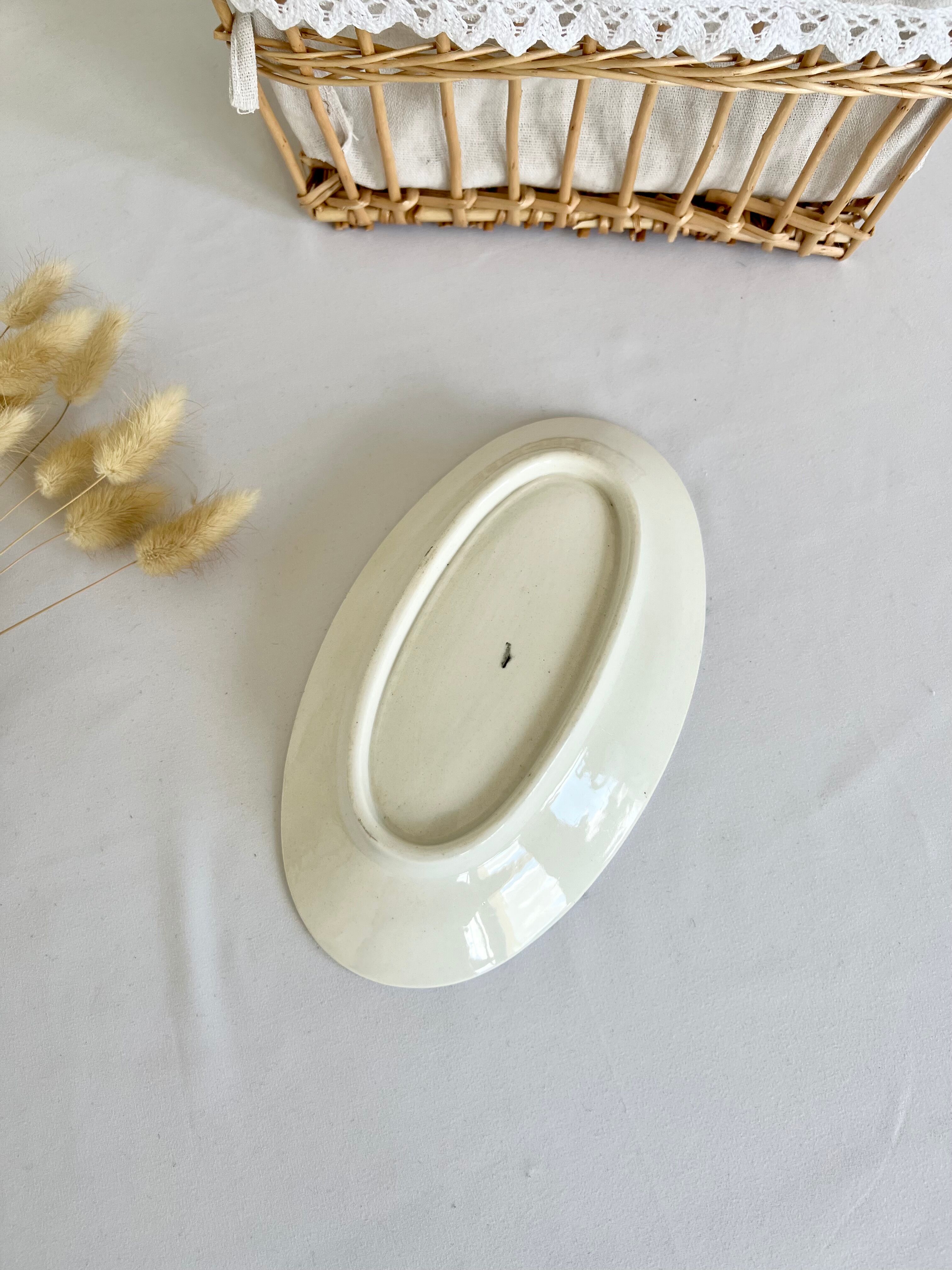Romantic antique ravier porcelain floral style cream color and green details