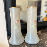 Paire de vases à motif de fleurs par Legras fin XIXe début XXe siècle