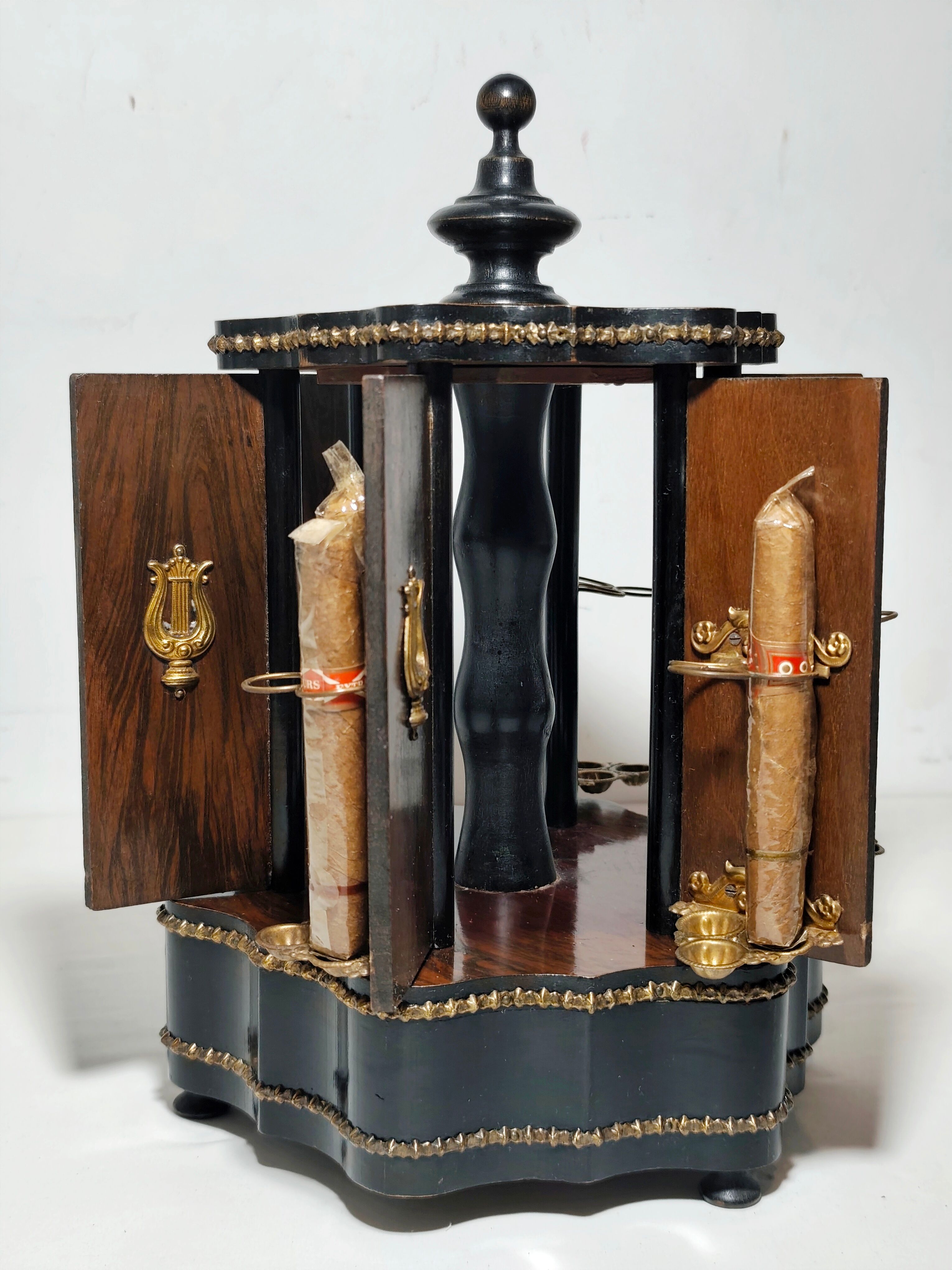 Wooden cigar carousel. Spain, 1950s.