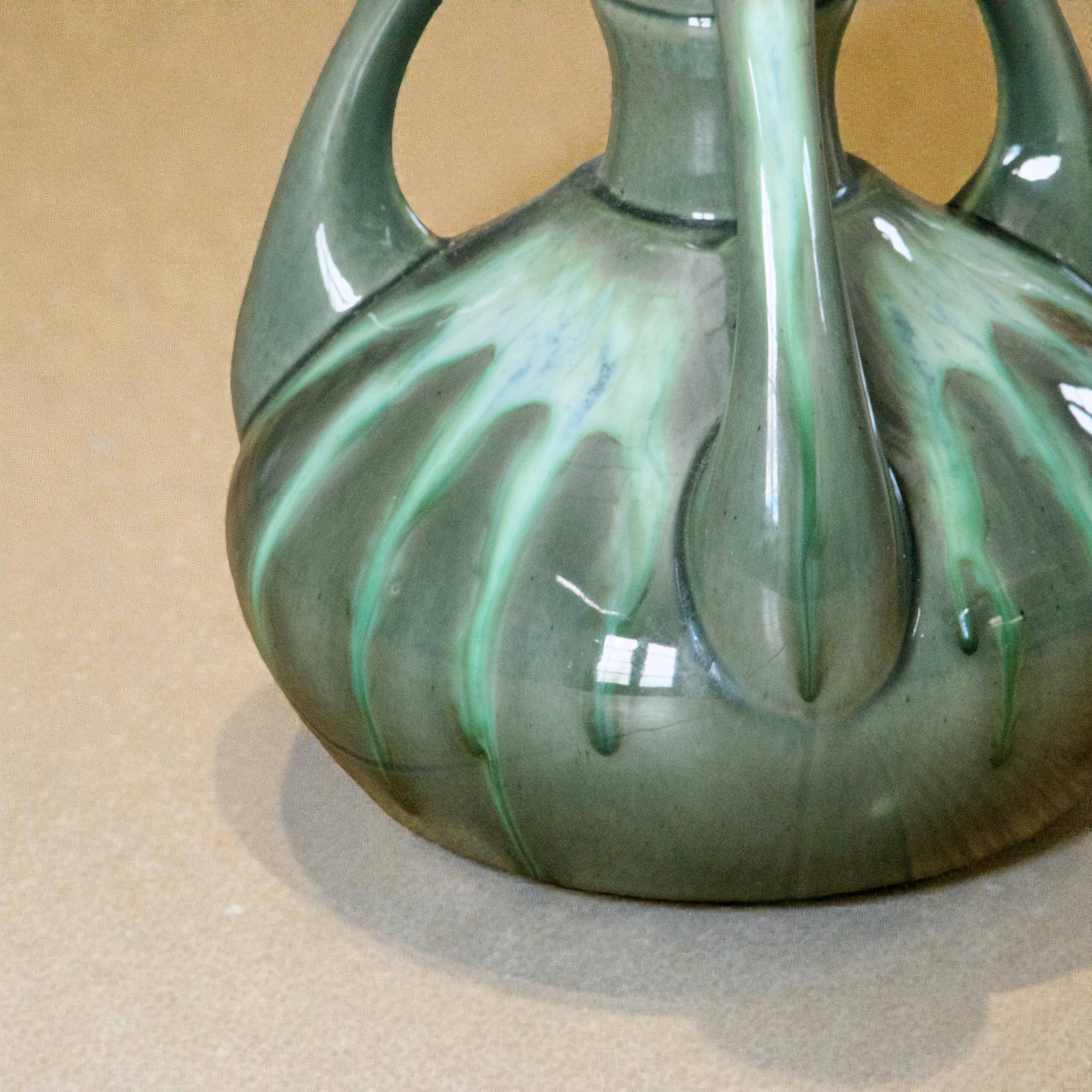 Art Nouveau vase signed Gustave de Bruyn Fives-Lille