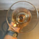 Carafe vintage en verre avec bouchon sculpté