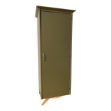Boarding wardrobe