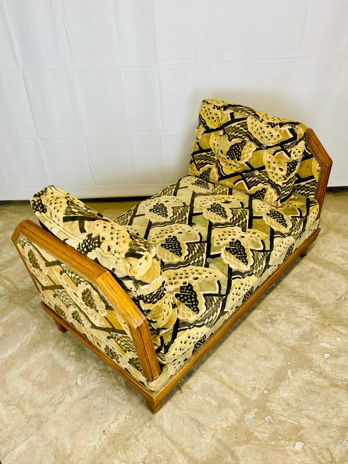 Art Deco style chaise longue