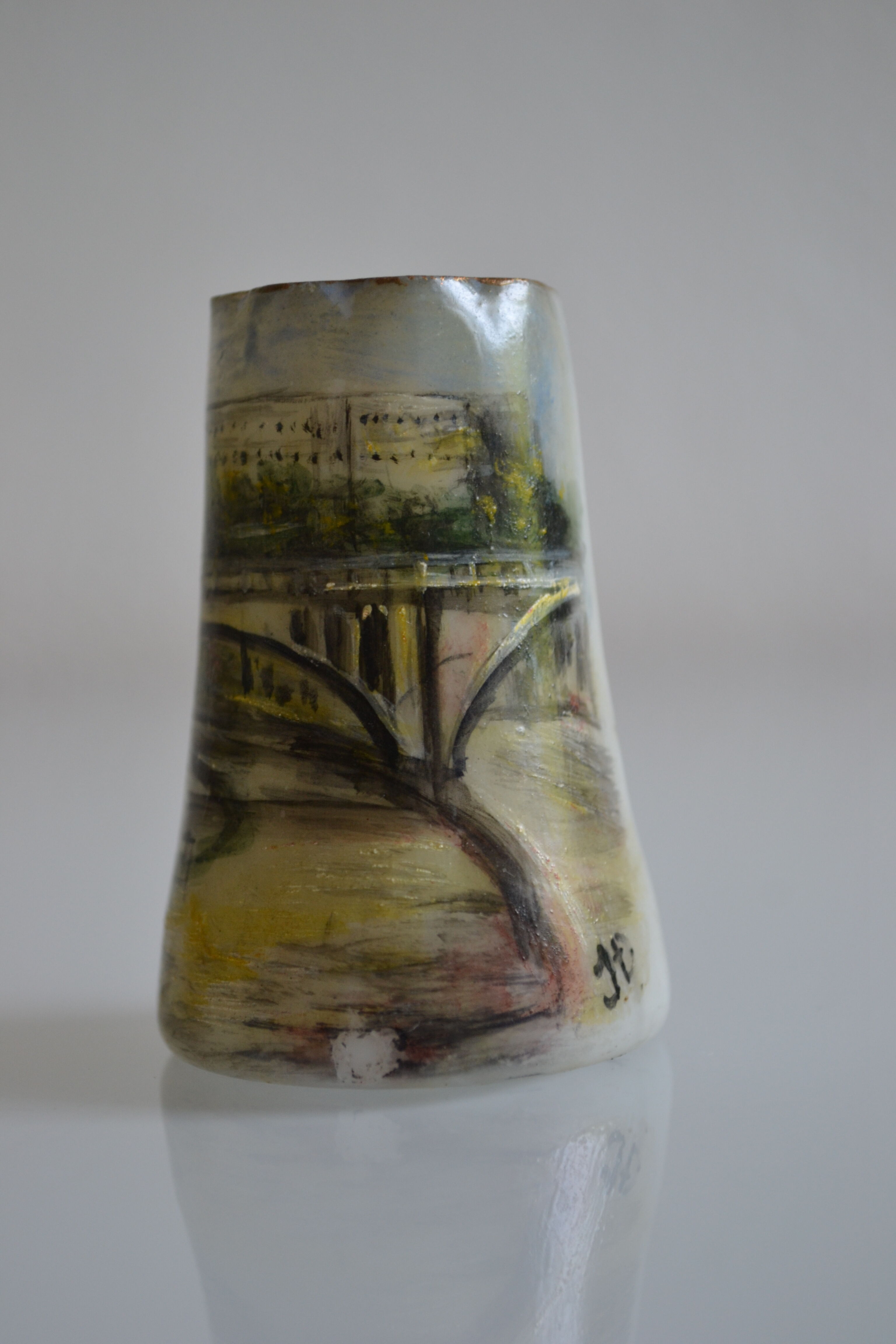 miniature vase with painted decoration from the city of Huy in Belgium