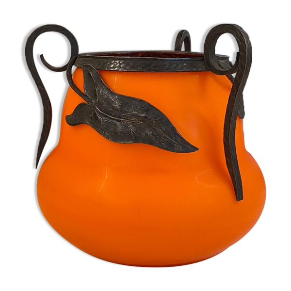 Vase en verre orangé, signé Val , années 30/40