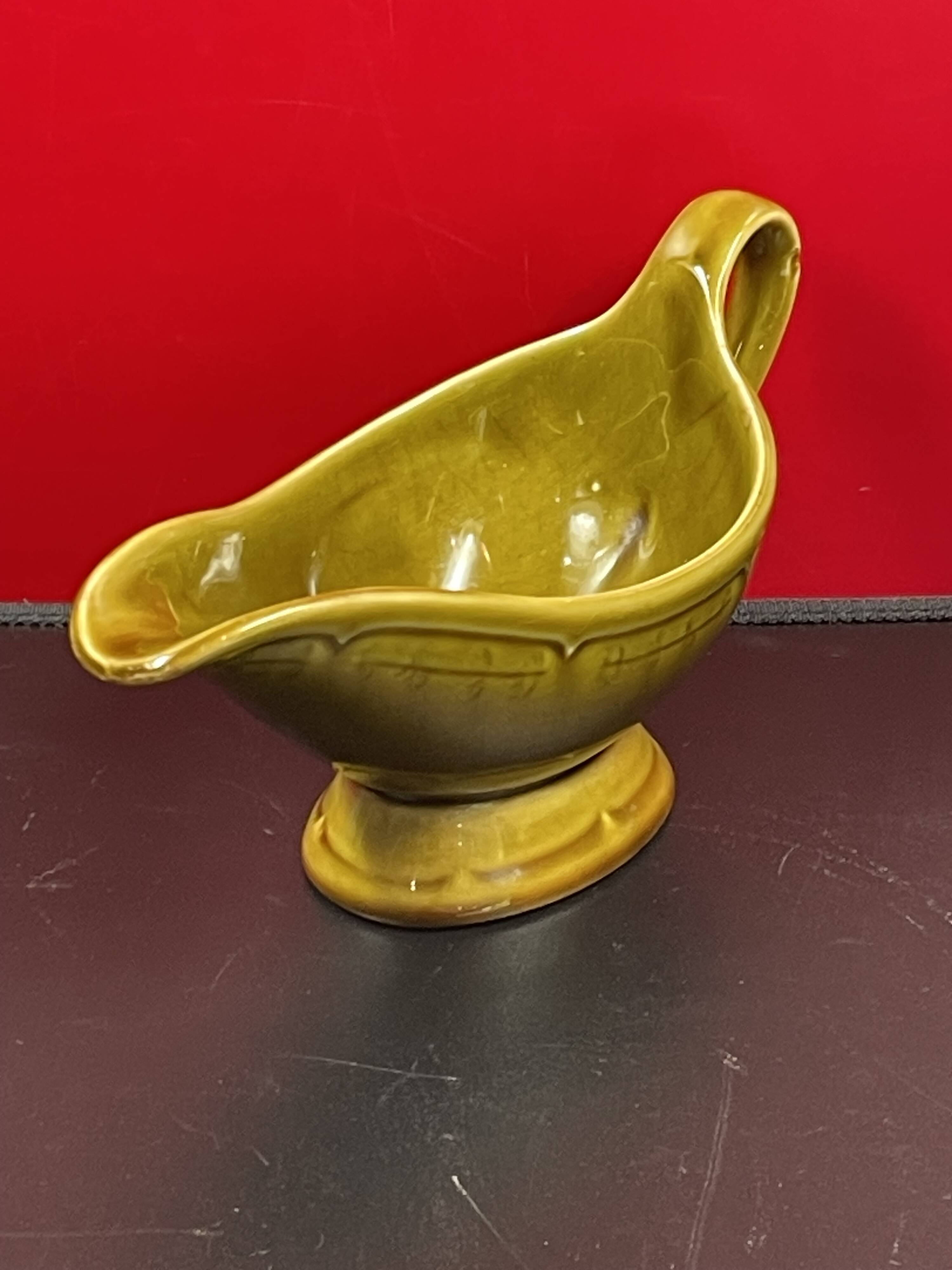 Gien, Olive green gravy boat