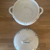 Old soup tureen, Saint-Amand