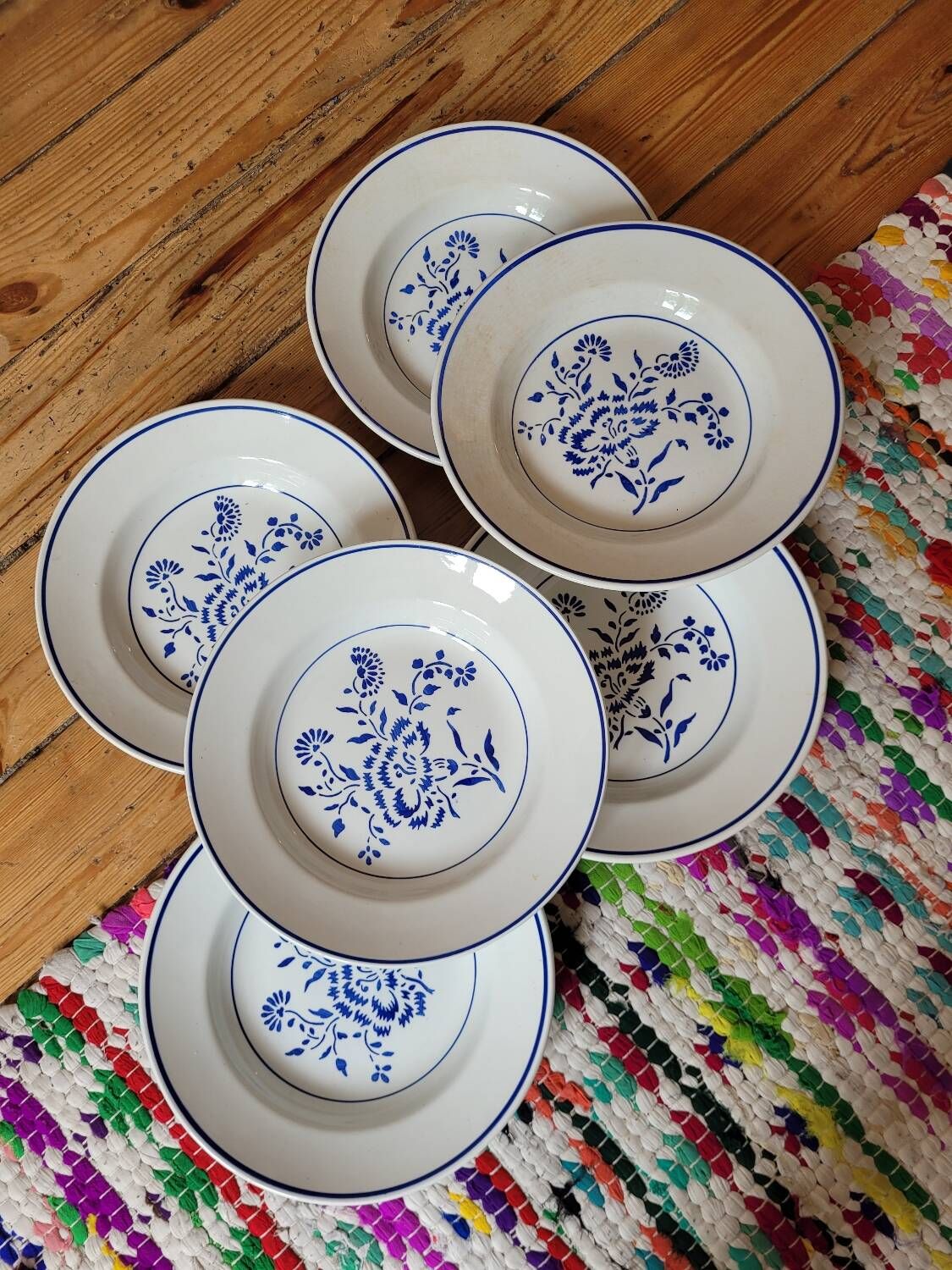 Lot n°2 of 6 K&G Luneville Oeillet soup plates
