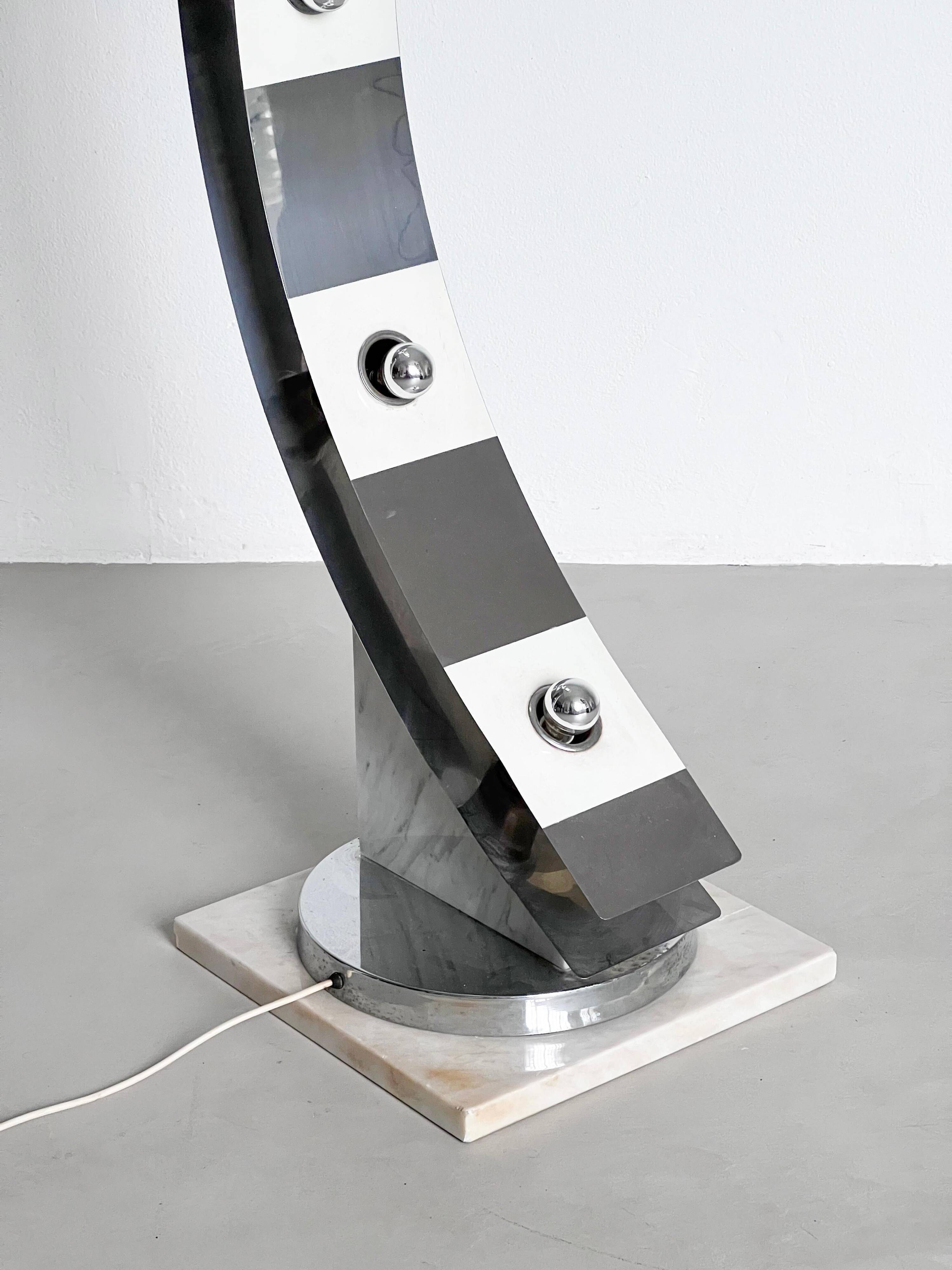 Sculptural space age floor lamp in marble and chrome metal, italian design
