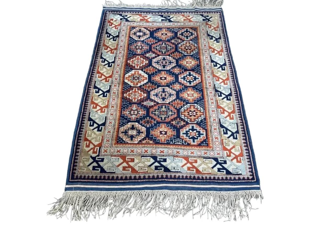 Handmade Turkish rug 190cm x 120cm