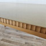 Table à manger des années 1950 en érable avec bord travaillé