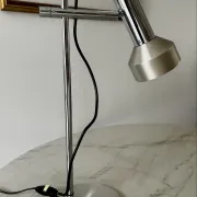 Very nice vintage 1970 articulated table lamp in good condition.
