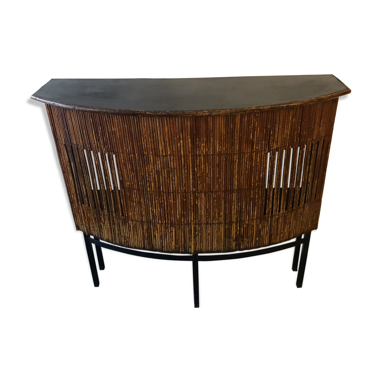 Furniture bar in vintage rattan