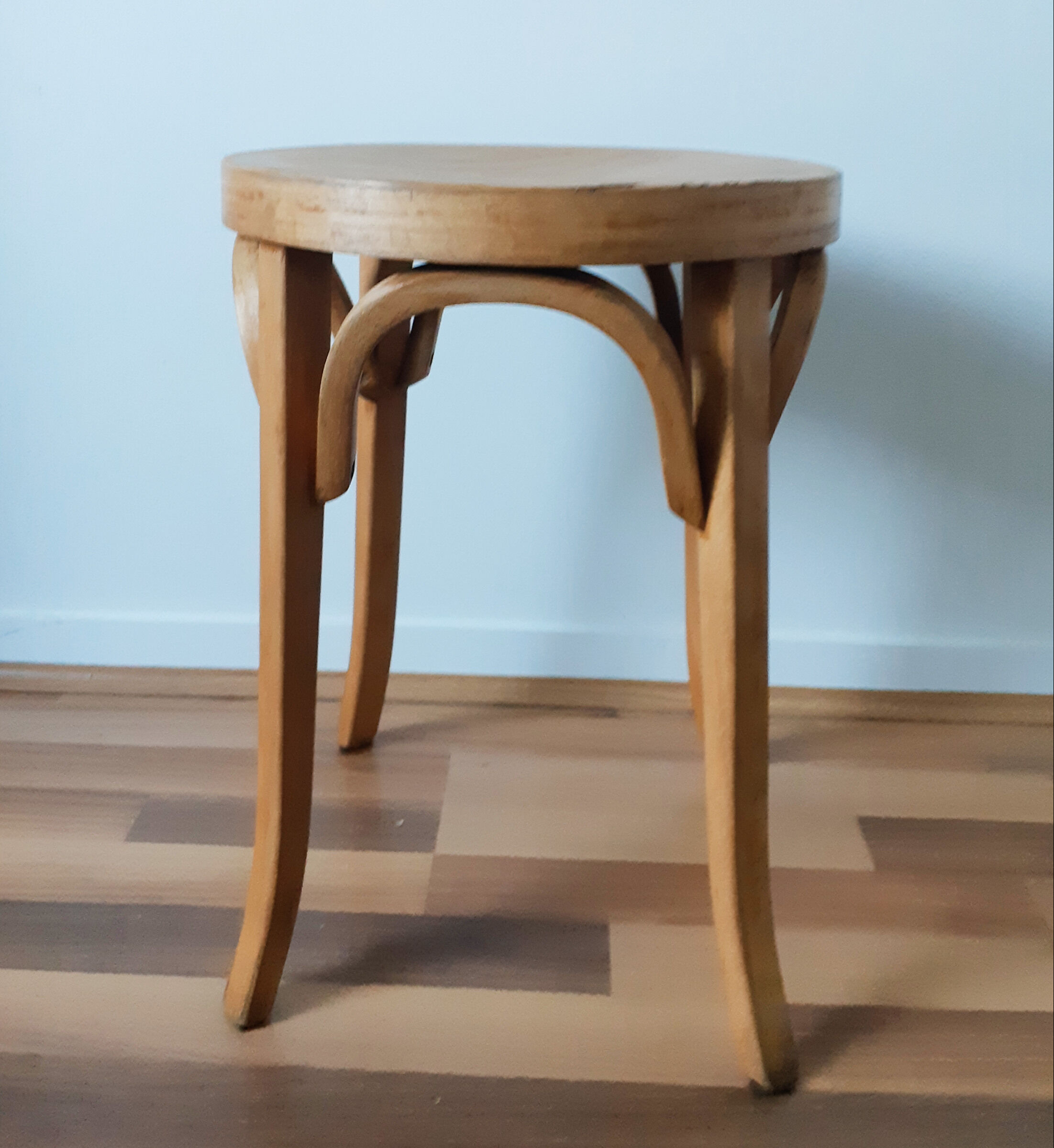 Vintage round kitchen stool, waxed bentwood, 50s, Baumann style