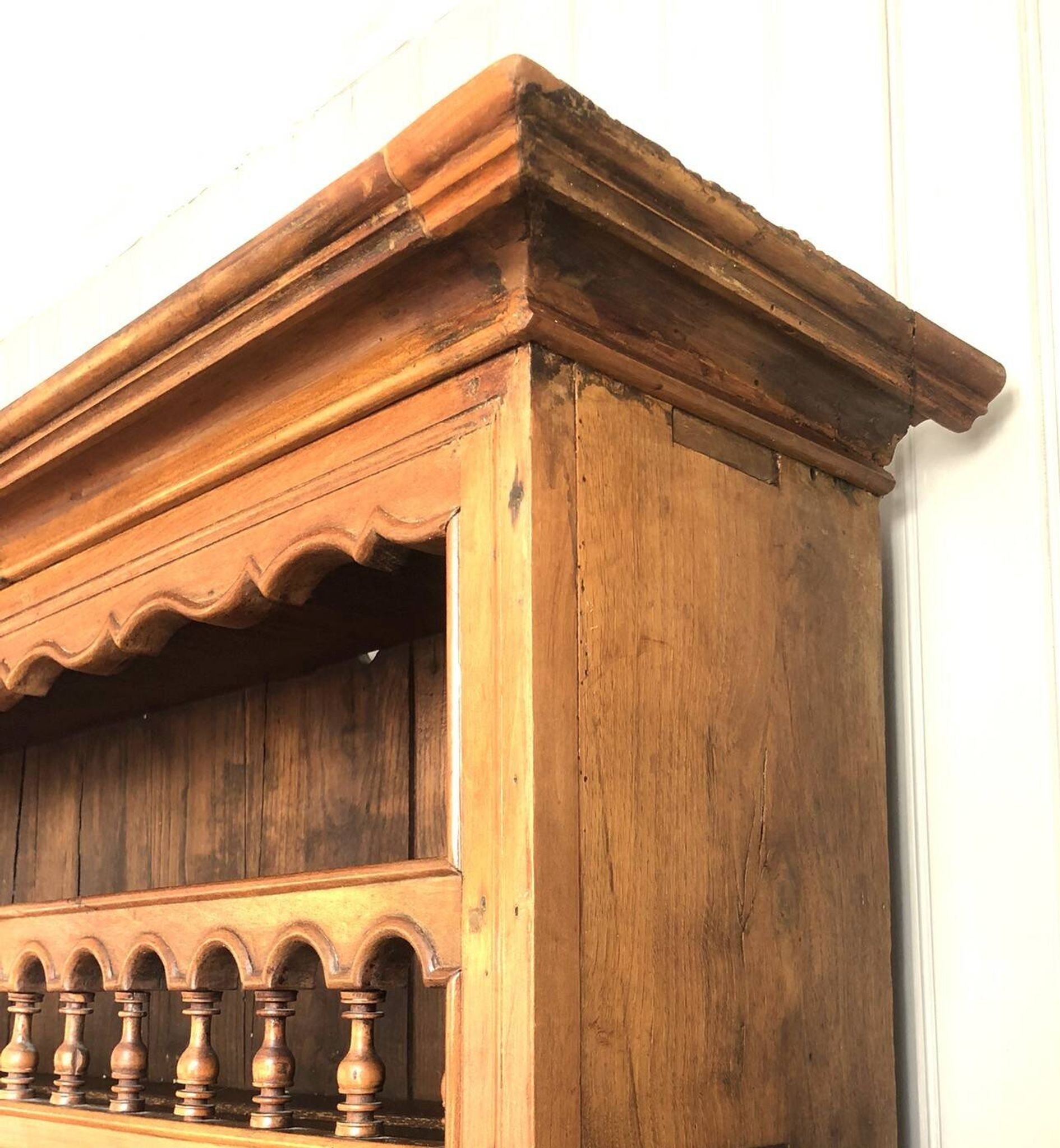 Restored cherrywood dresser, 18th century period, beautiful patina