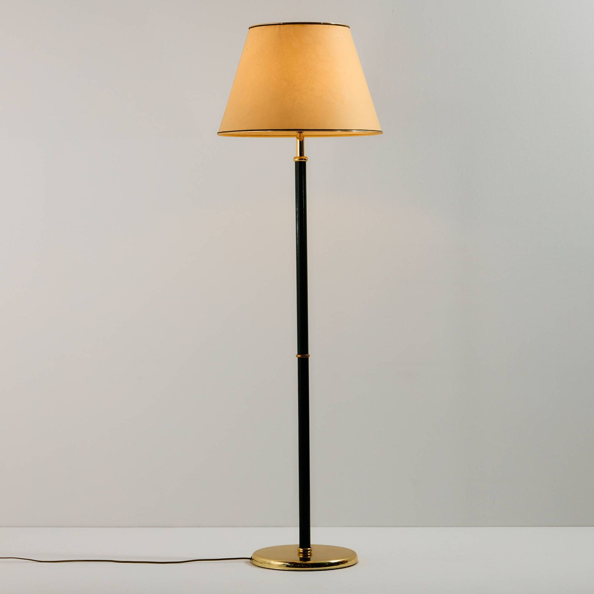 MK11043 French floor lamp by Le Dauphin