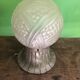 Lustre globe art déco