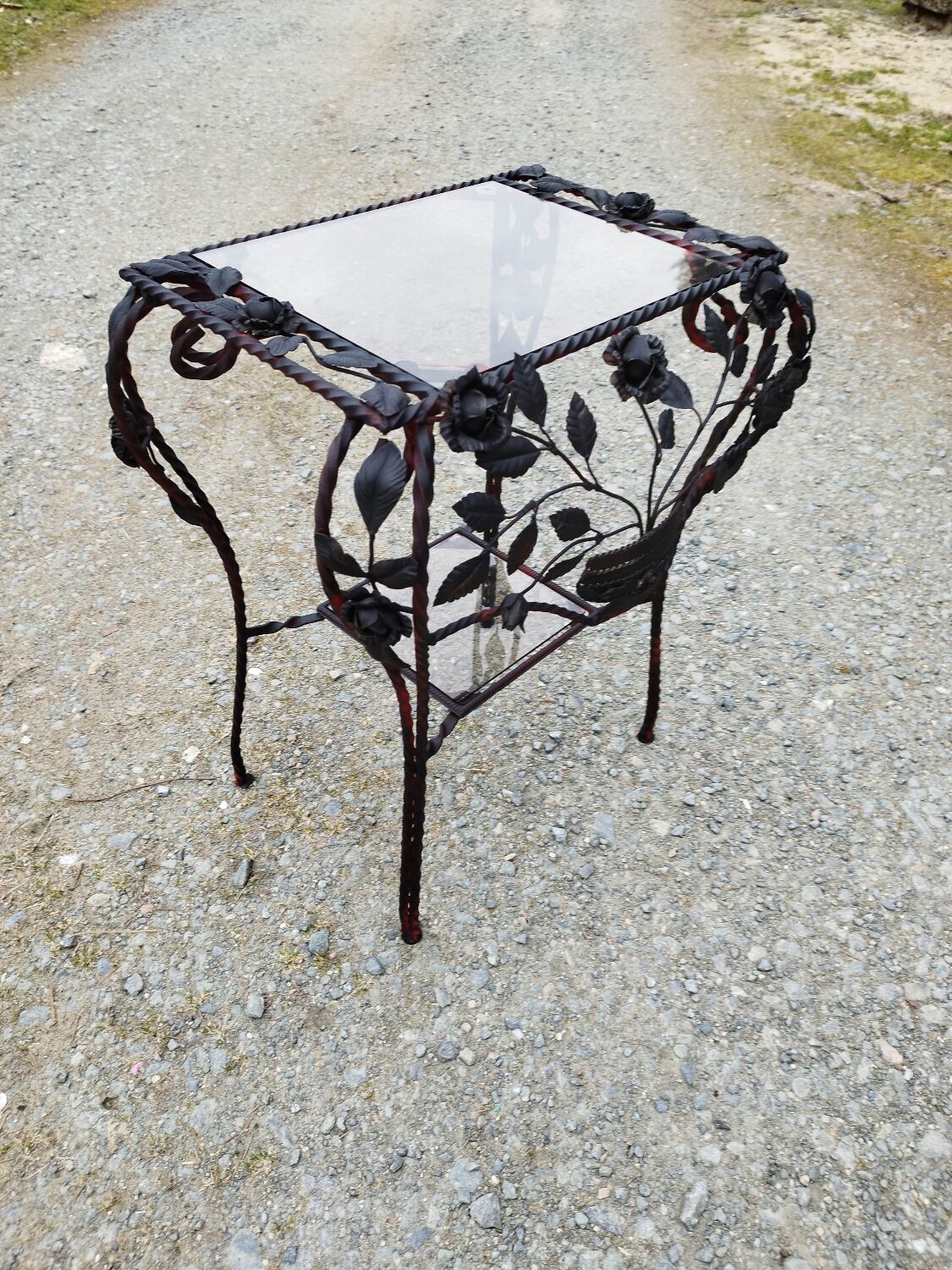 Table guéridon console sellette en fer forgé à décor de rose verre