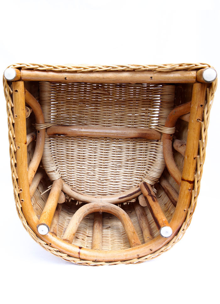 Fauteuil en osier pour enfant