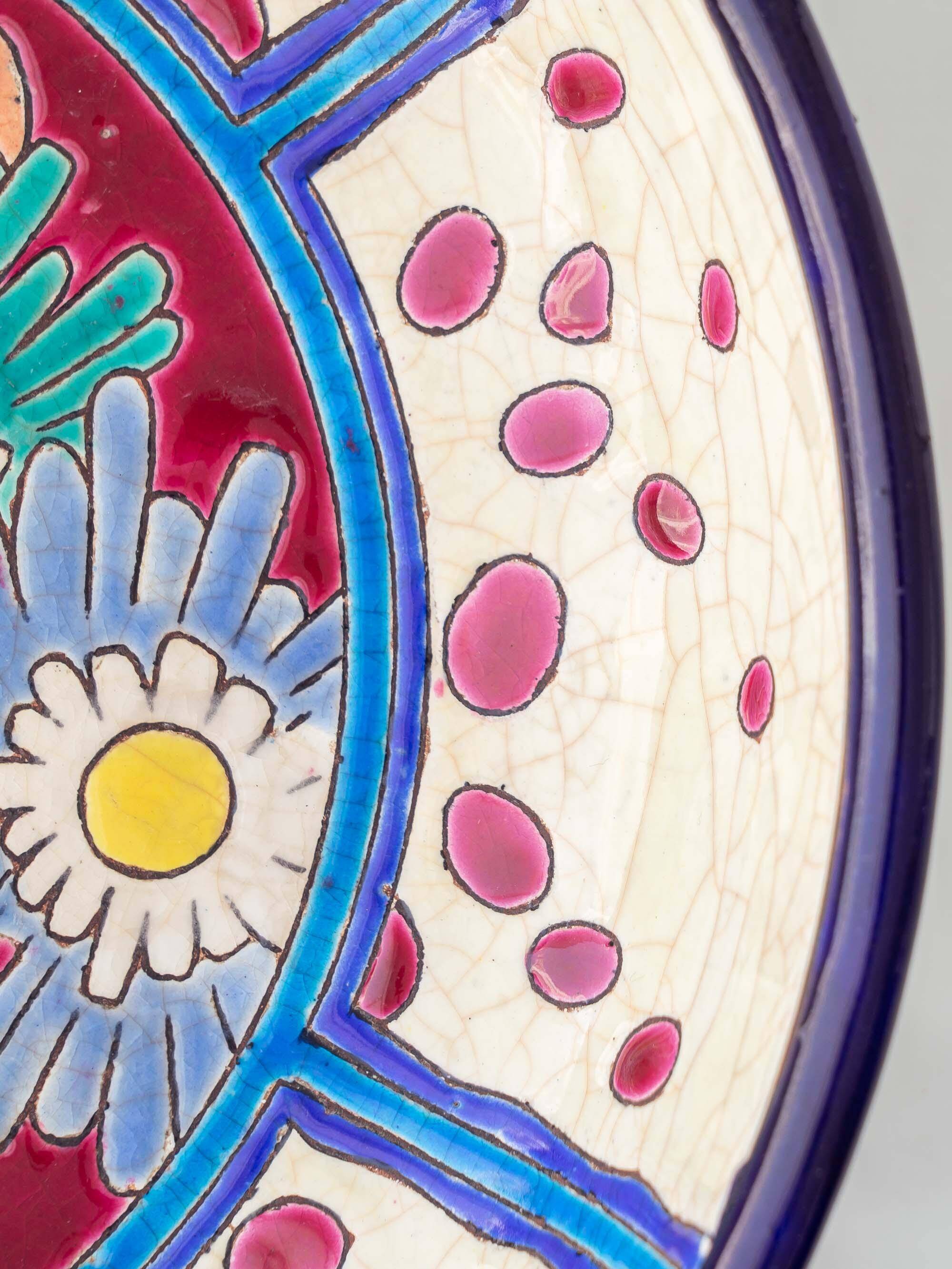 Enamelled cloisonné bowl Art Deco from Longwy, France with daisies, 1930.