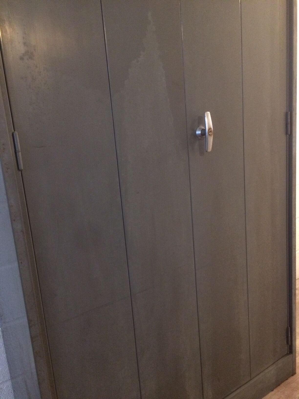 Industrial wardrobe Roneo Cabinet