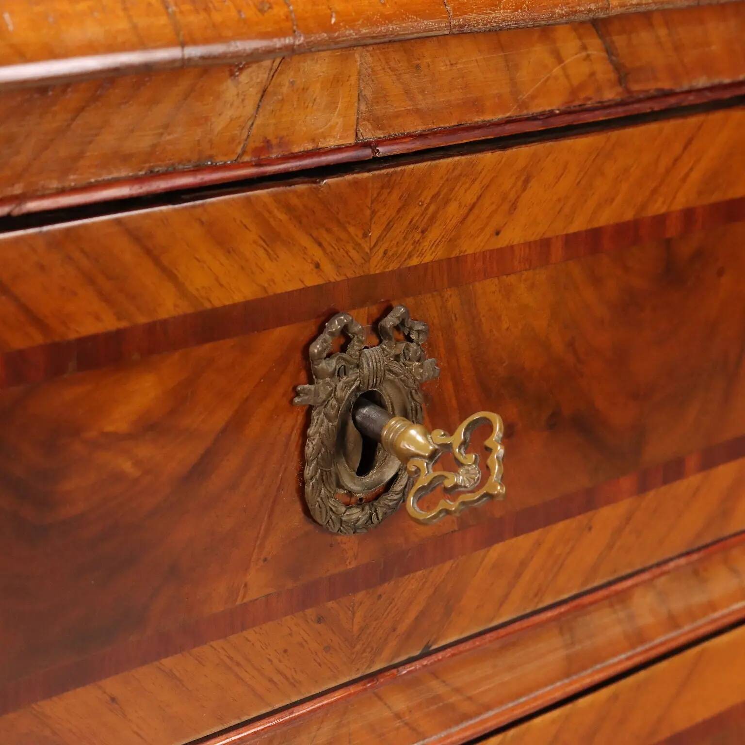 Antique neoclassical commode in poplar, Italy, 18th century