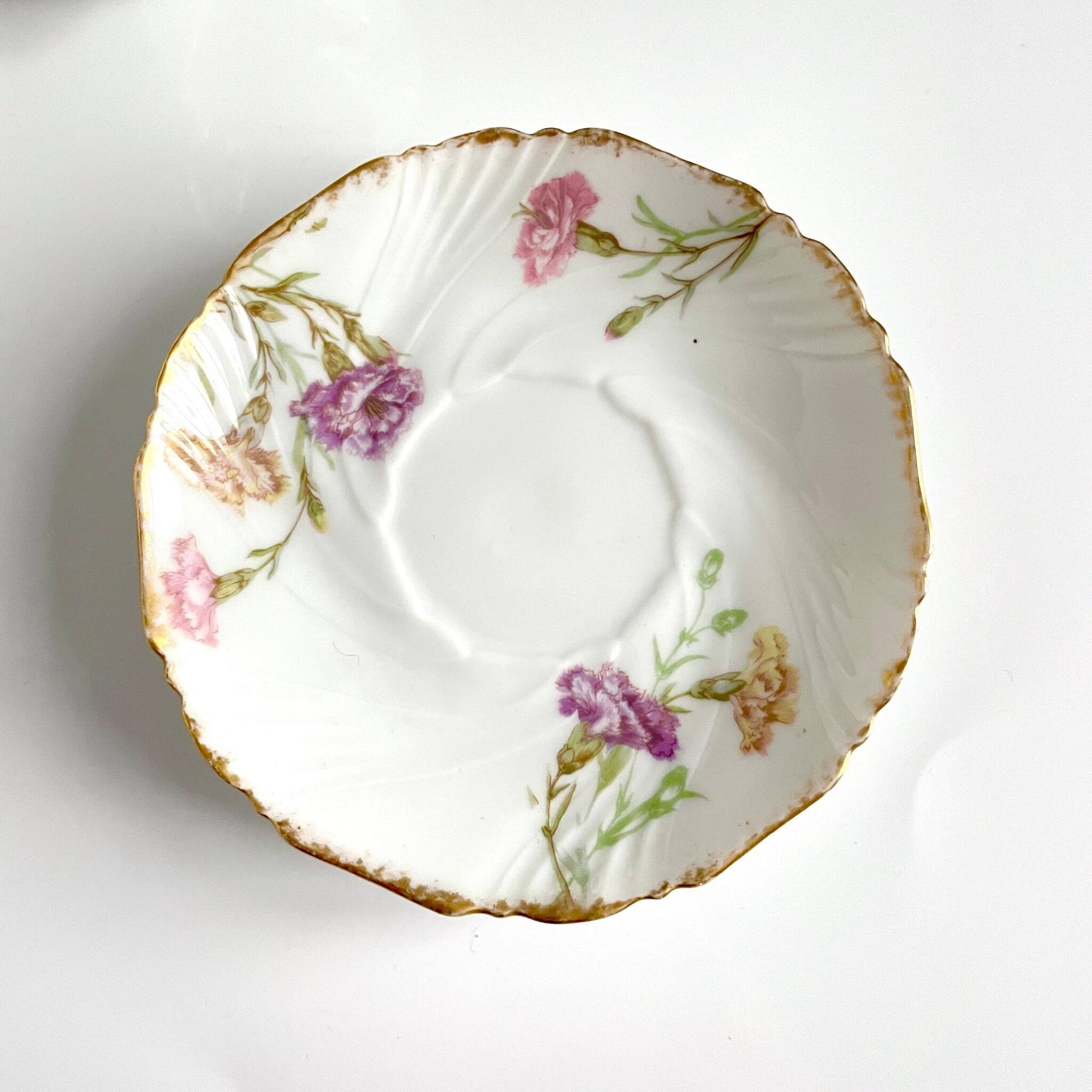 Set of 7 Porcelain Cups and Saucers | Elegant Floral Decor