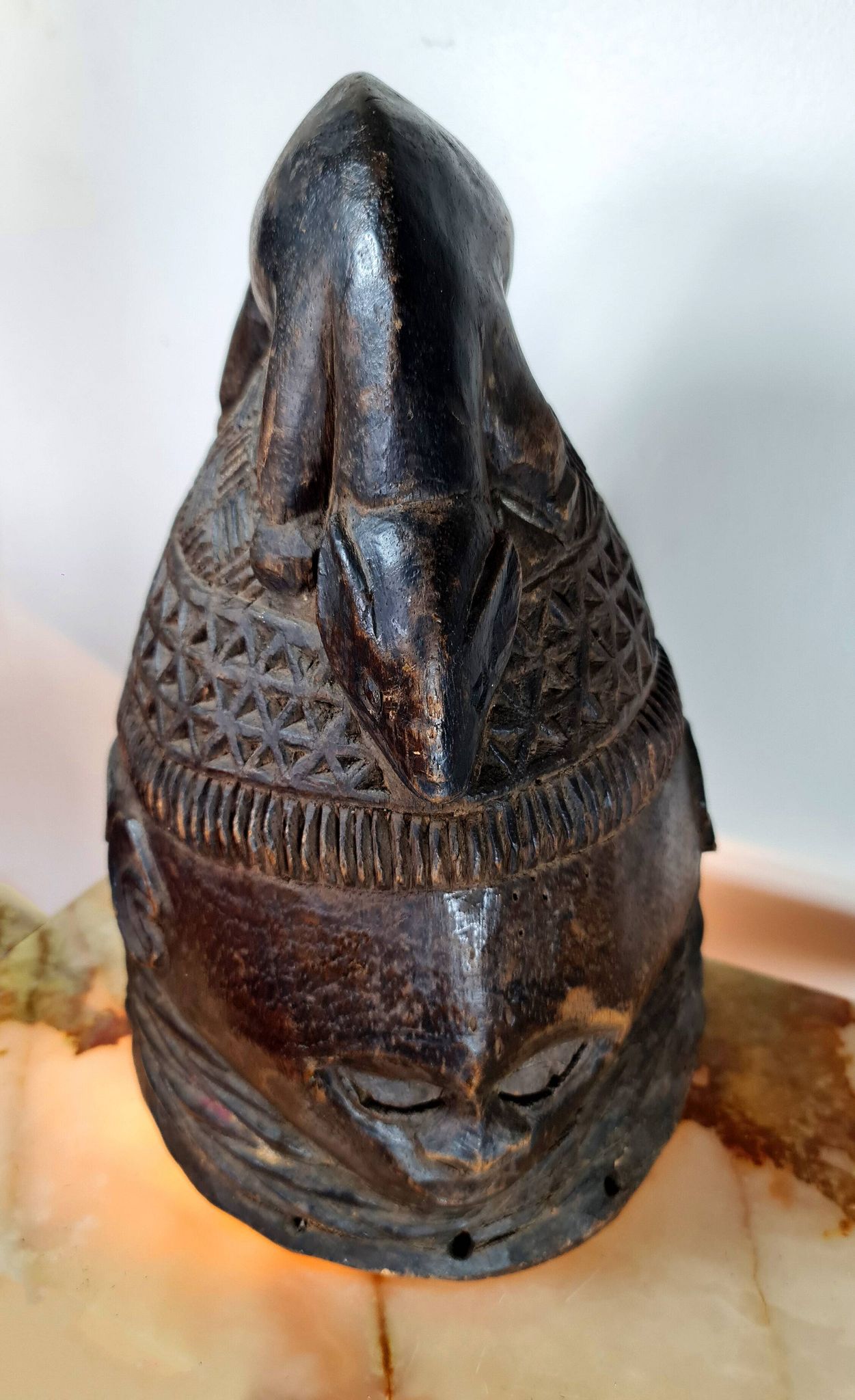 Hemba Helmet, Suku