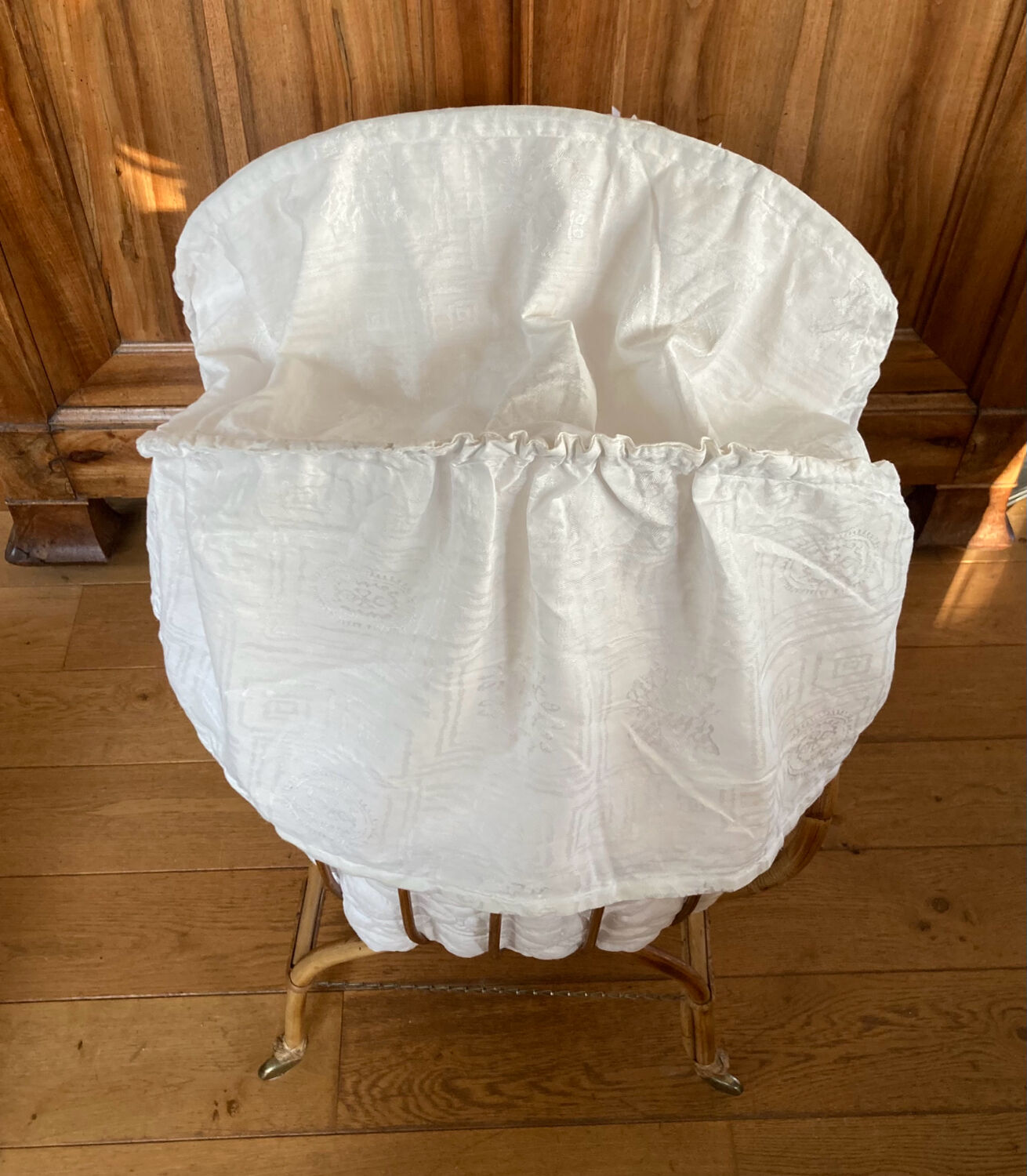 Bamboo, rattan, wicker cradle bassinet from the 1960s with a foldable support.