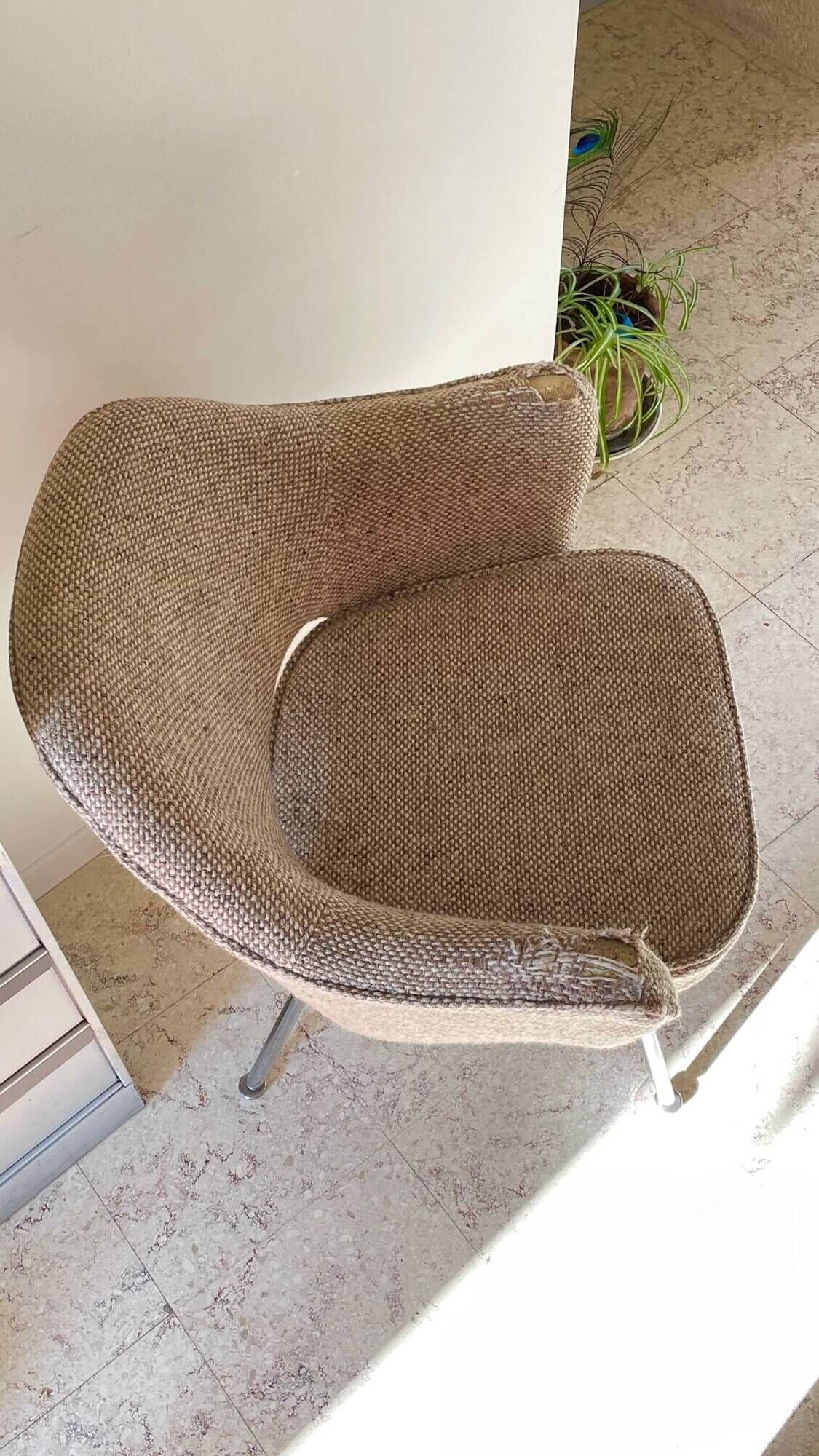 KNOLL ARMCHAIR 1970s