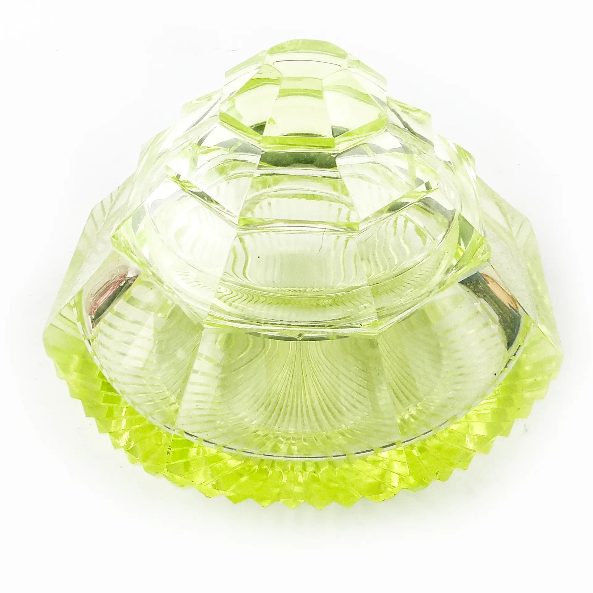 Art Deco bonbonniere, uranium crystal, Poland, 1930s