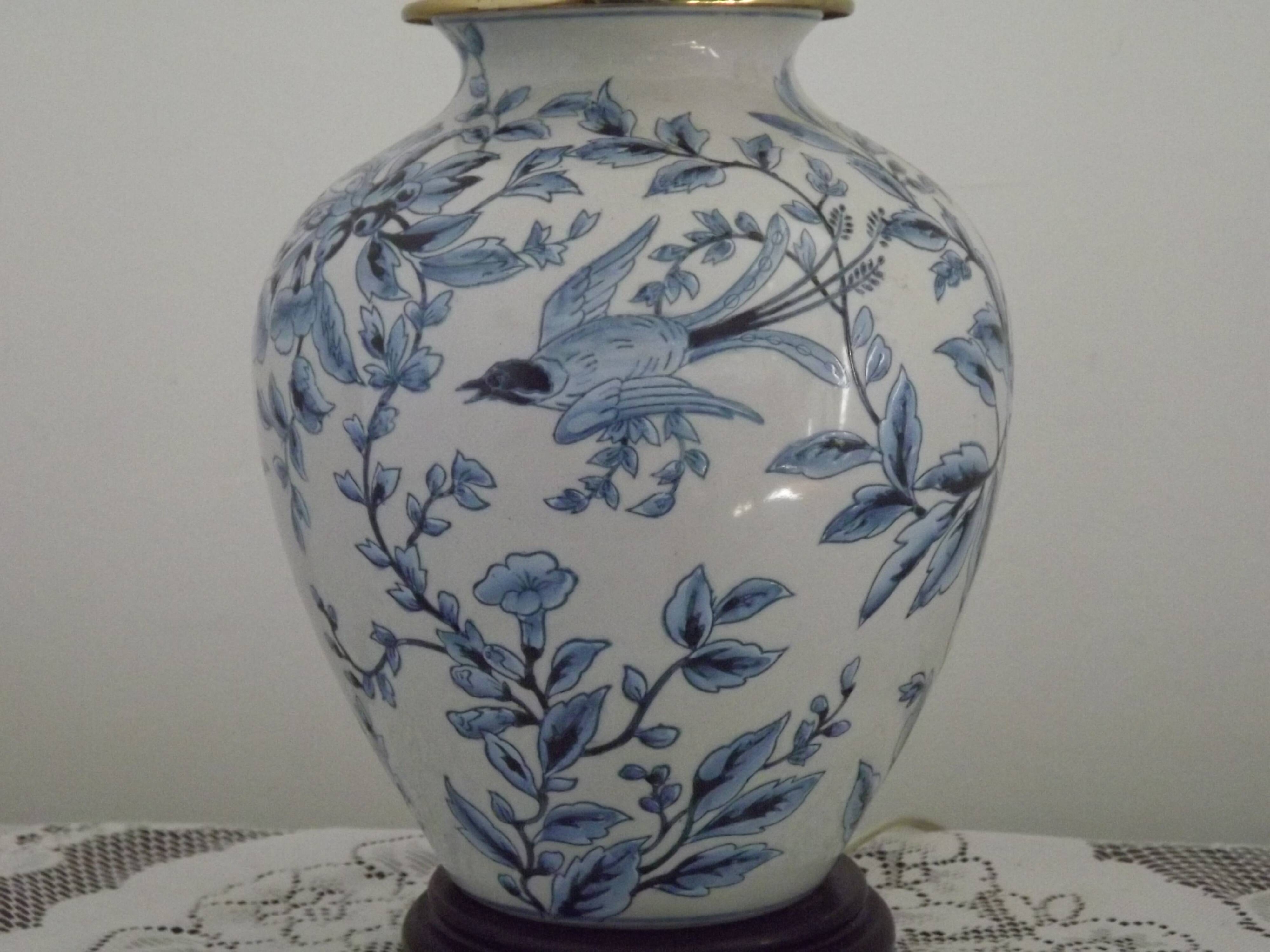 Blue & White Chinoiserie Ginger Jar Table Lamp Raised Bird & Floral Moti