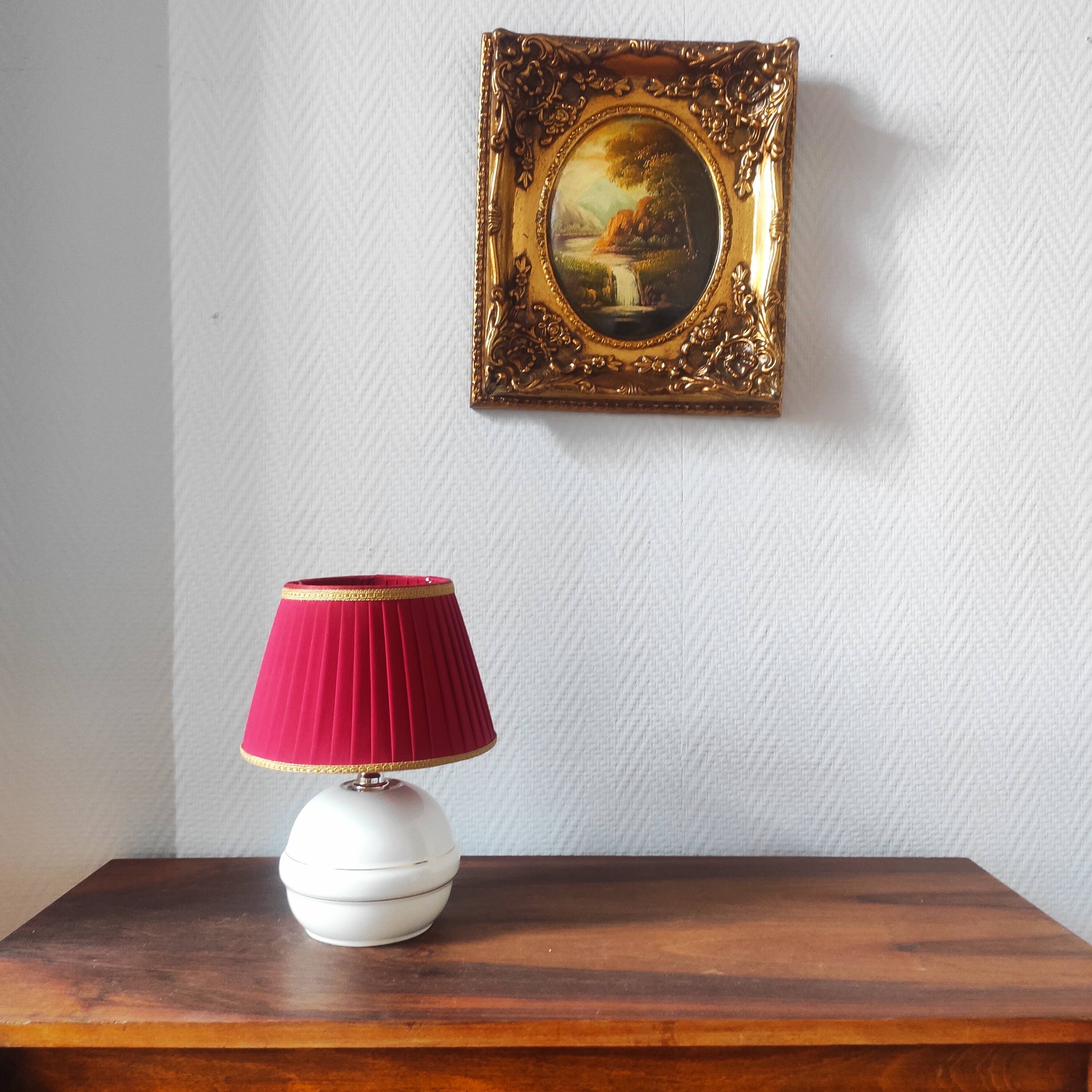 Vintage ceramic ball lamp