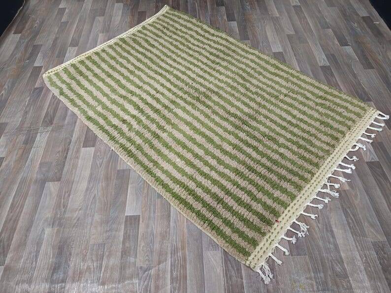 Handmade Moroccan rug 250cm x 150cm
