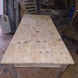 Oak and pine table with two drawers